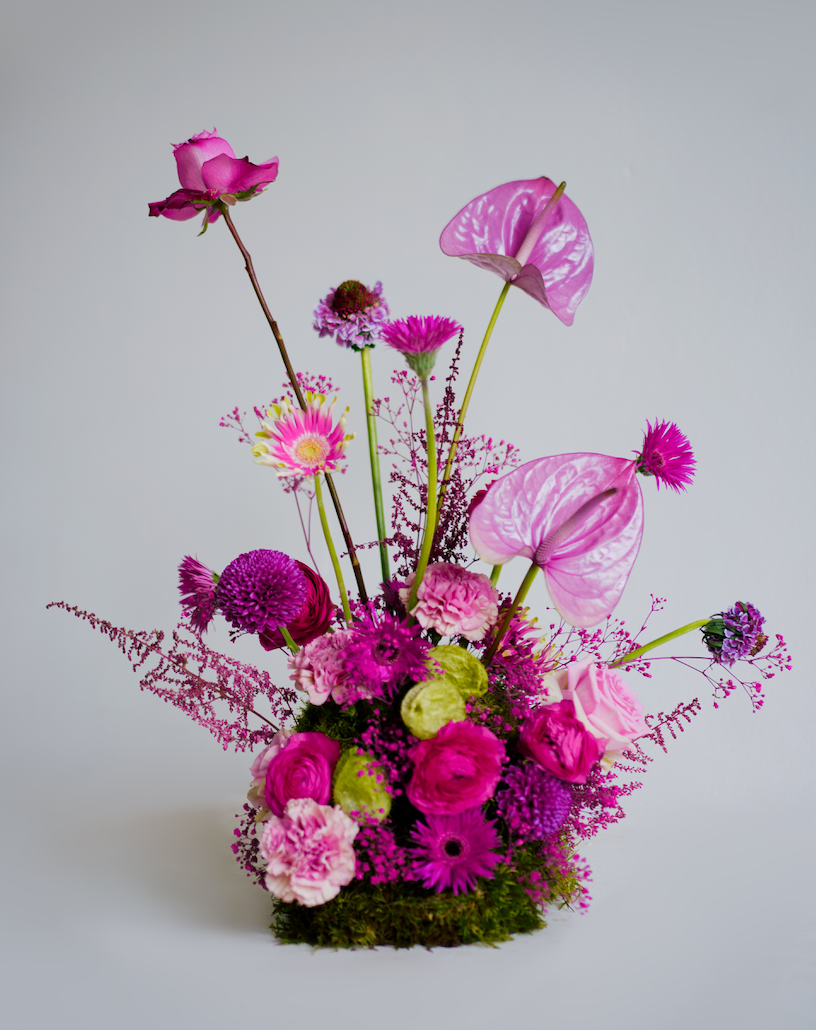 SIGNATURE FLORAL SCULPTURE
