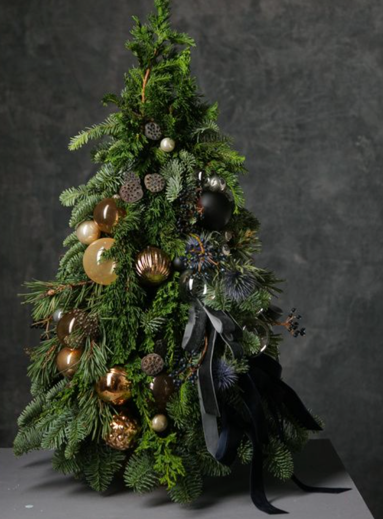 CHRISTMAS TREE WORKSHOP